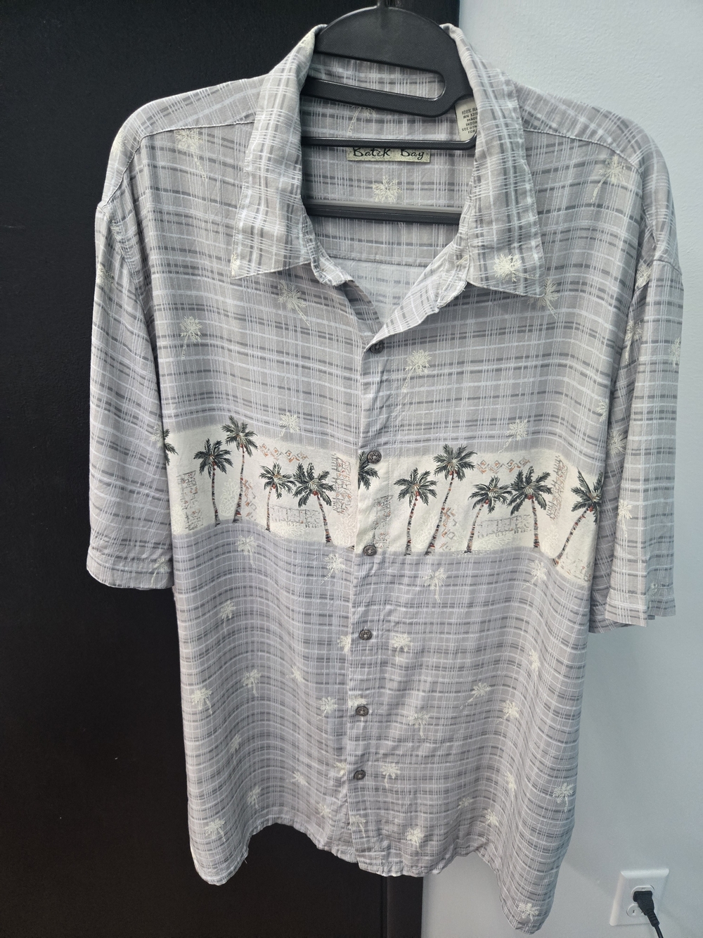 Men's Light Gray Palm-Stripe Short-Sleeve Button-Down Shirt